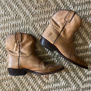 Frye Cowboy Boots size 7.5